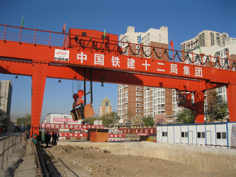 MG型地鐵施工門式起重機(jī)